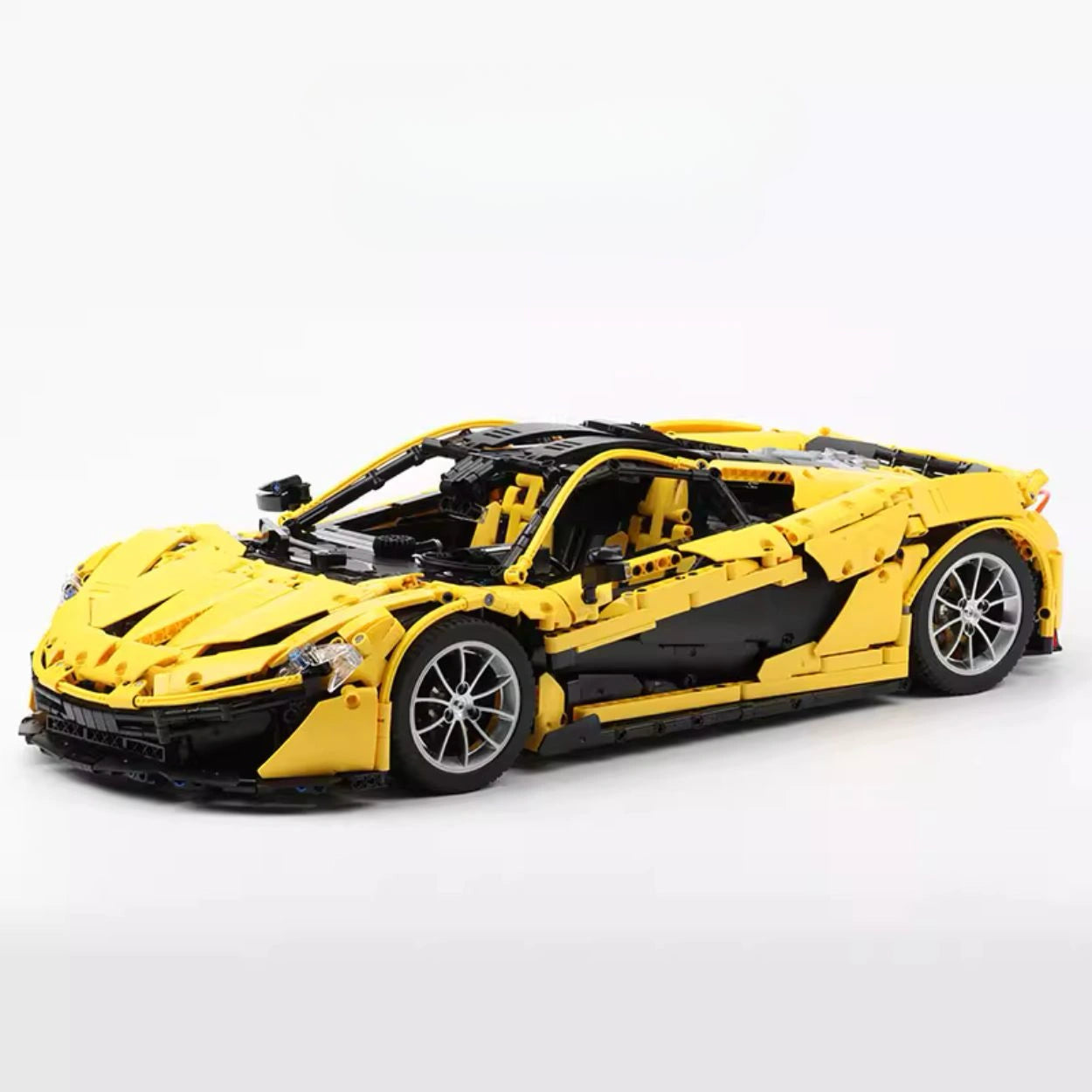 1:8 P1 Hypercar Sports Car Building Blocks - 3302 PCS