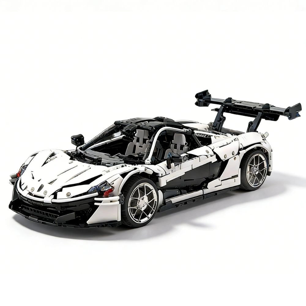 1:8 White P1-GTR Dynamic Supercar Building Blocks - 3222 PCS